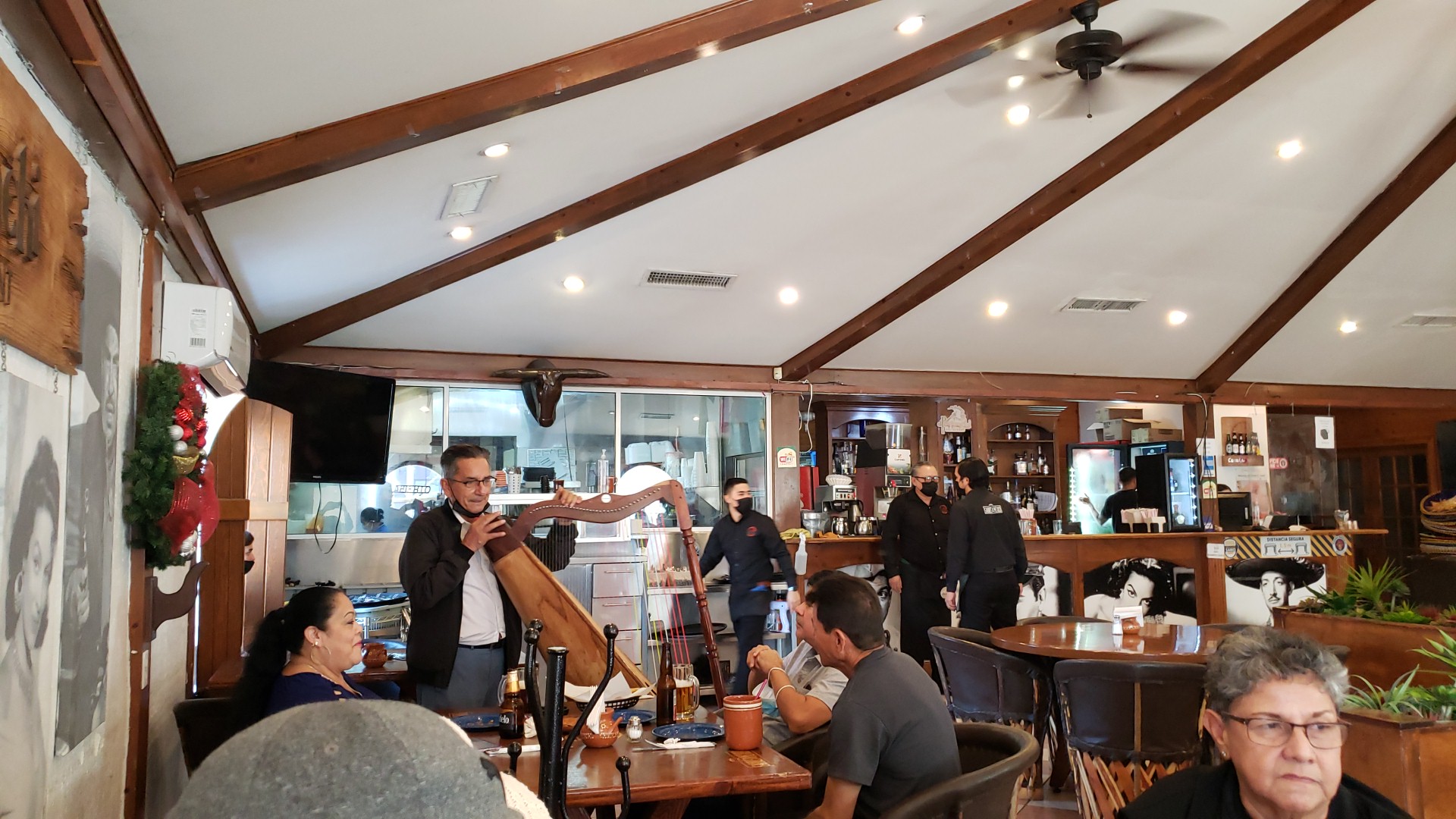 El Parianchi image 10