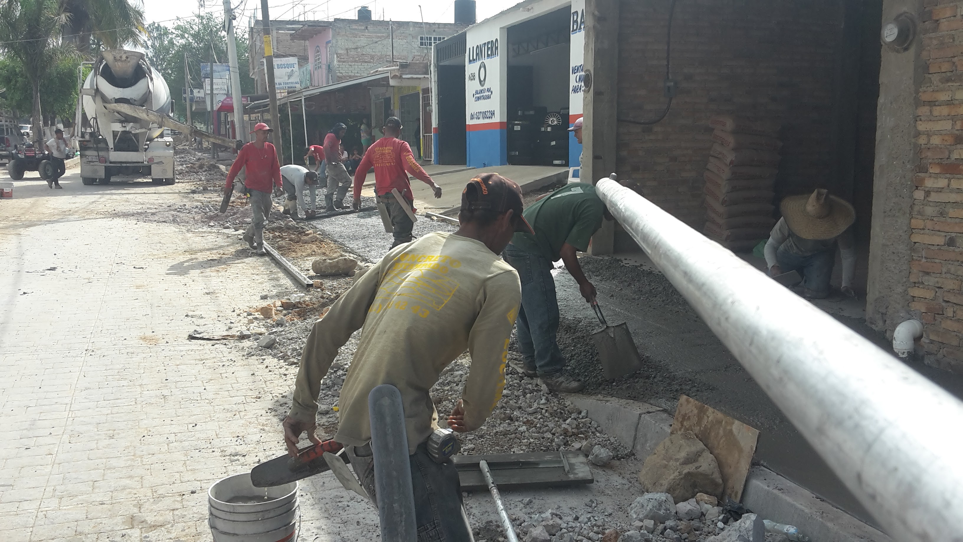 HAMBURGUESAS DEL BOSQUE image 9