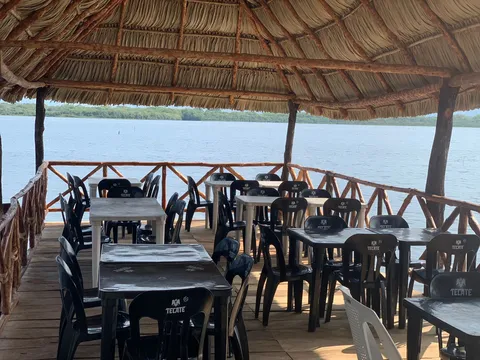 RESTAURANTE FAMILIAR EL MALECÓN image 1