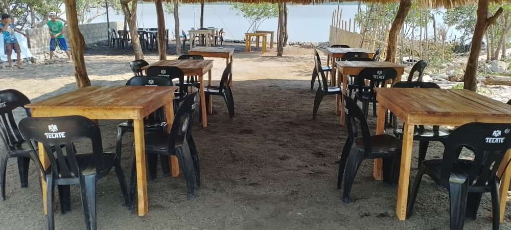 Palapa del amigo CHICANA image 10