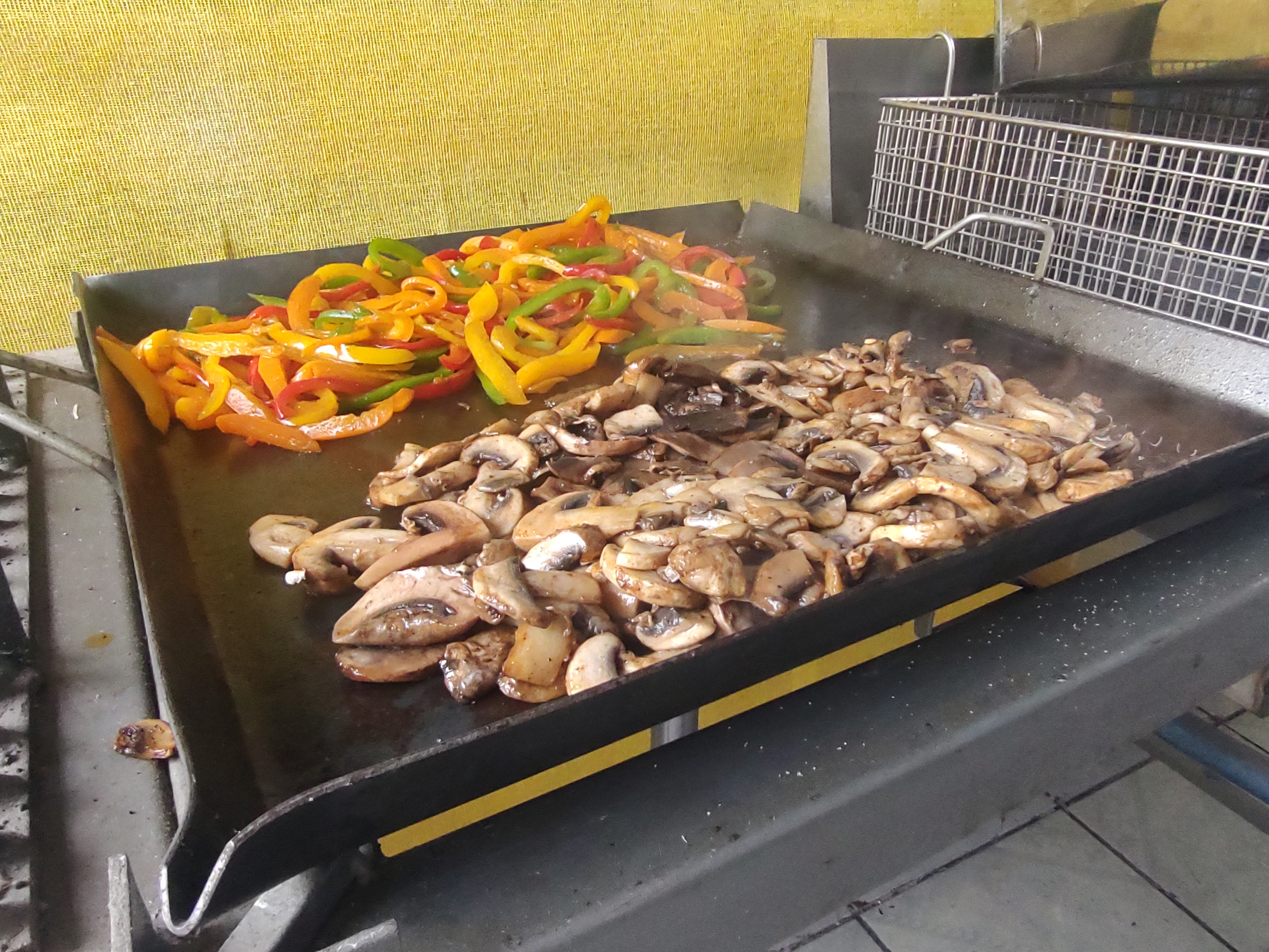 Los Calzones de Haru image 10