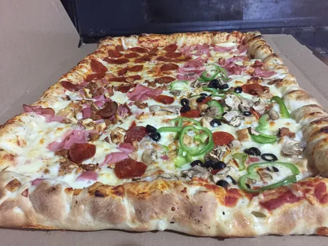 Chicago’s Pizza image 2
