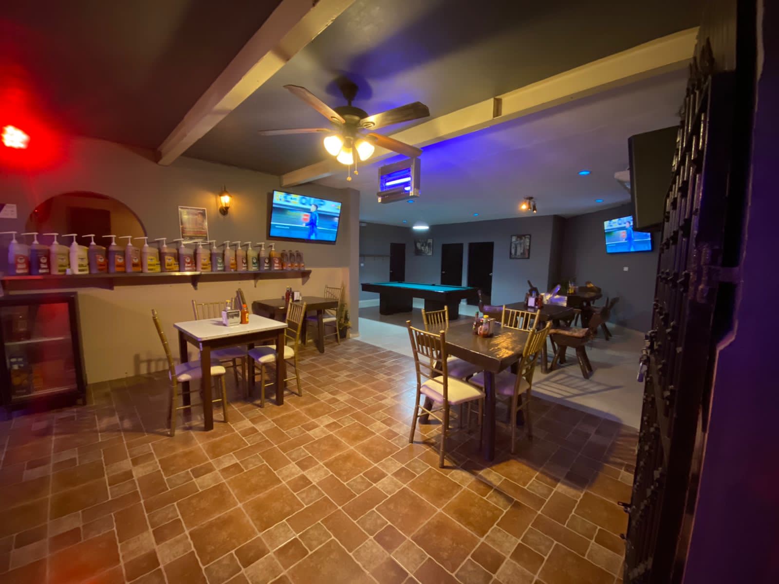 La Casa De Papa image 10