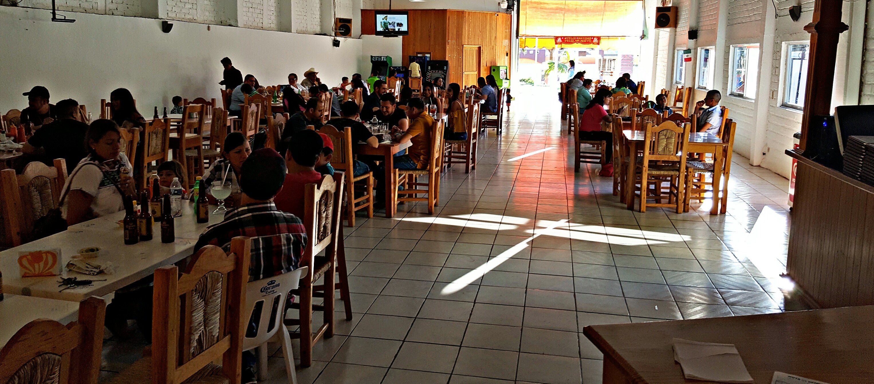 Marisqueria el Compadre image 1