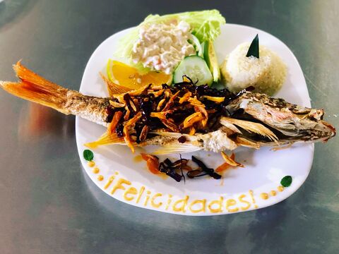 Marisqueria el Compadre image 3