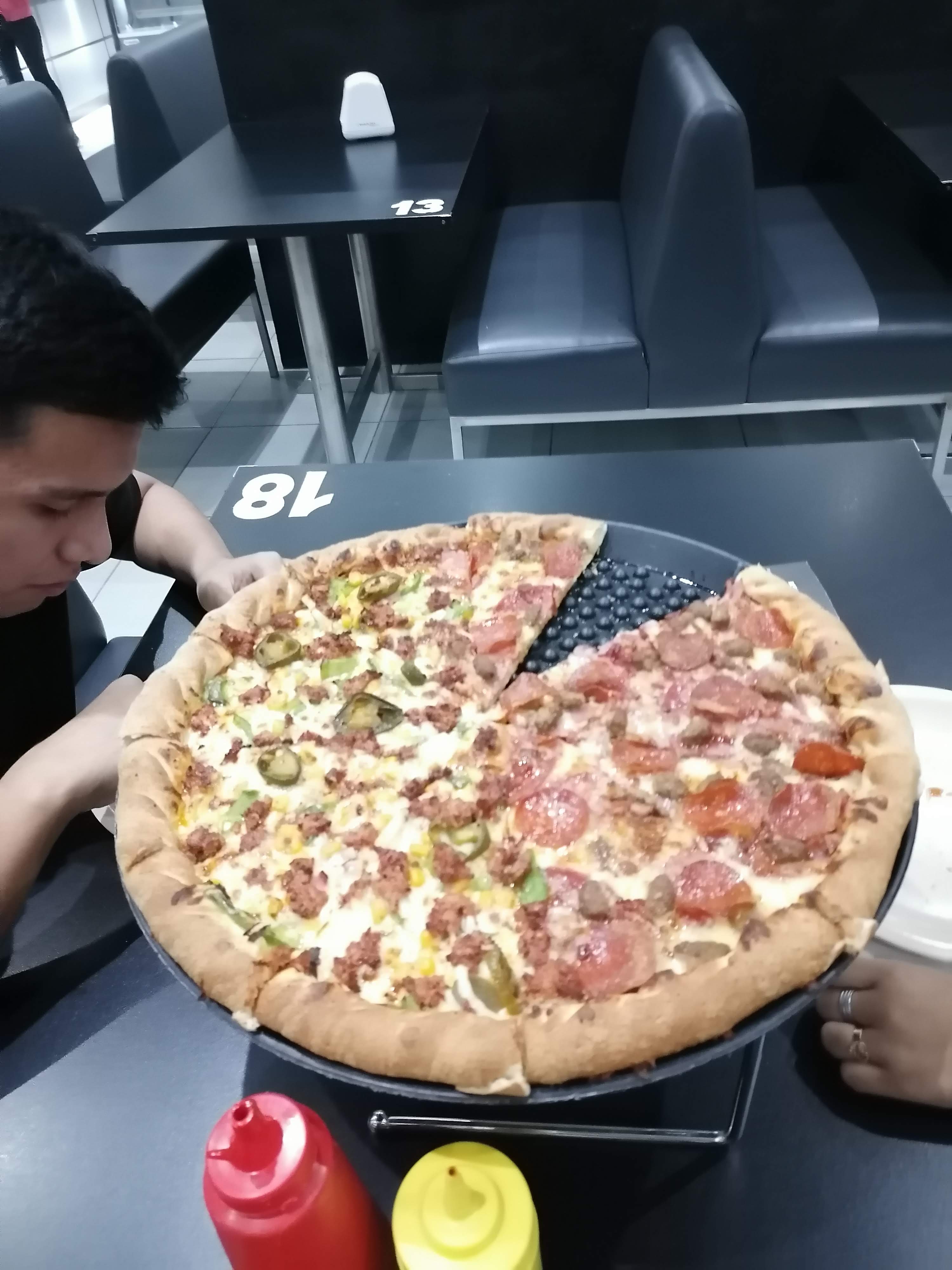 Good's Pizza Coalcomán image 2