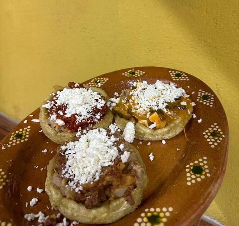 Tacos y gorditas Doña Alicia image 2