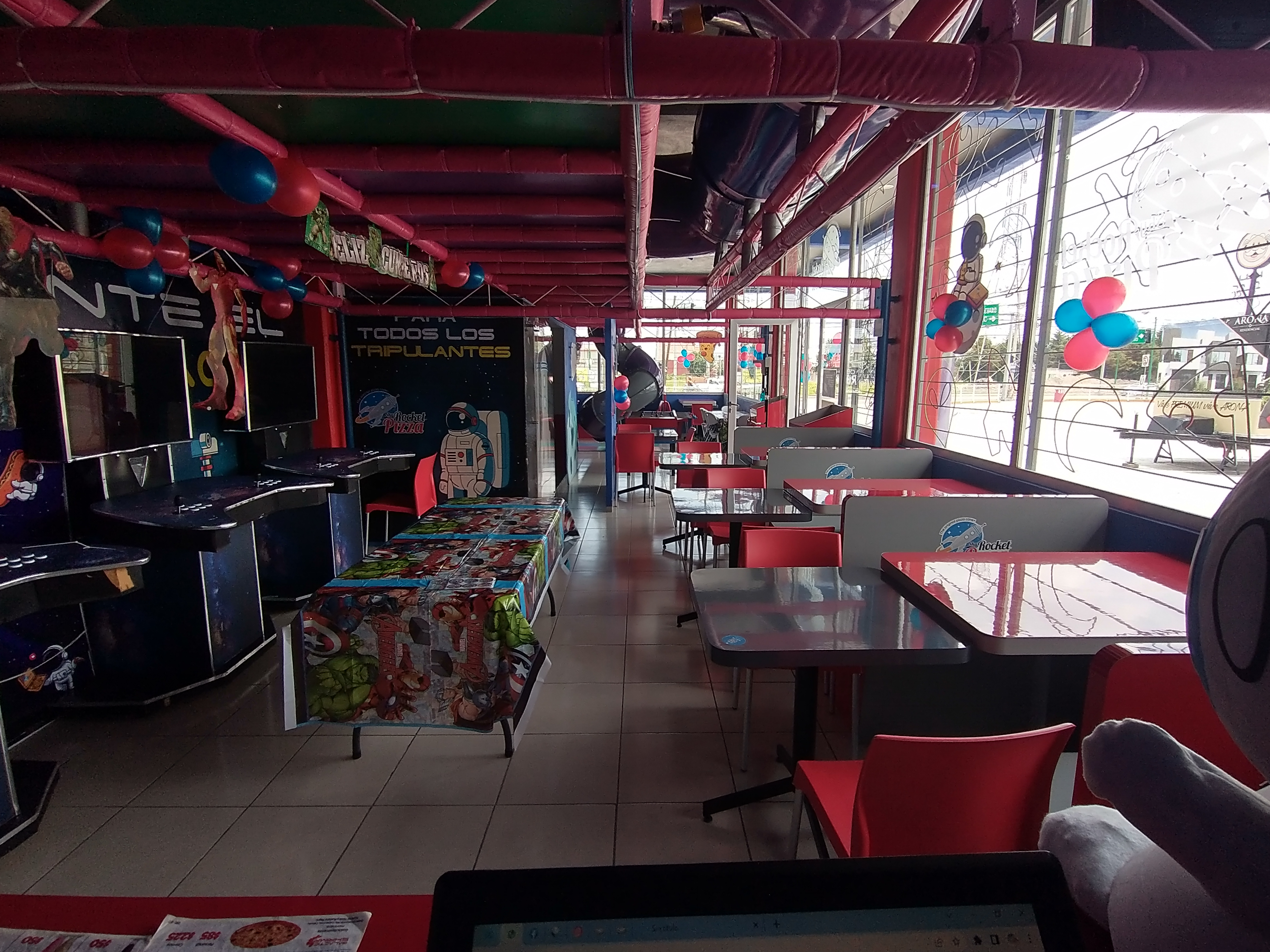 SKY ROCKET PIZZA ZINACANTEPEC image 5