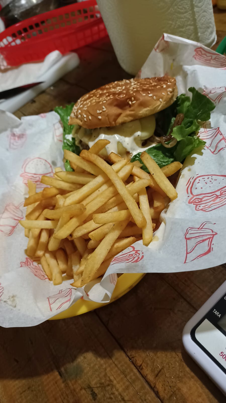 Kika's burger image 2