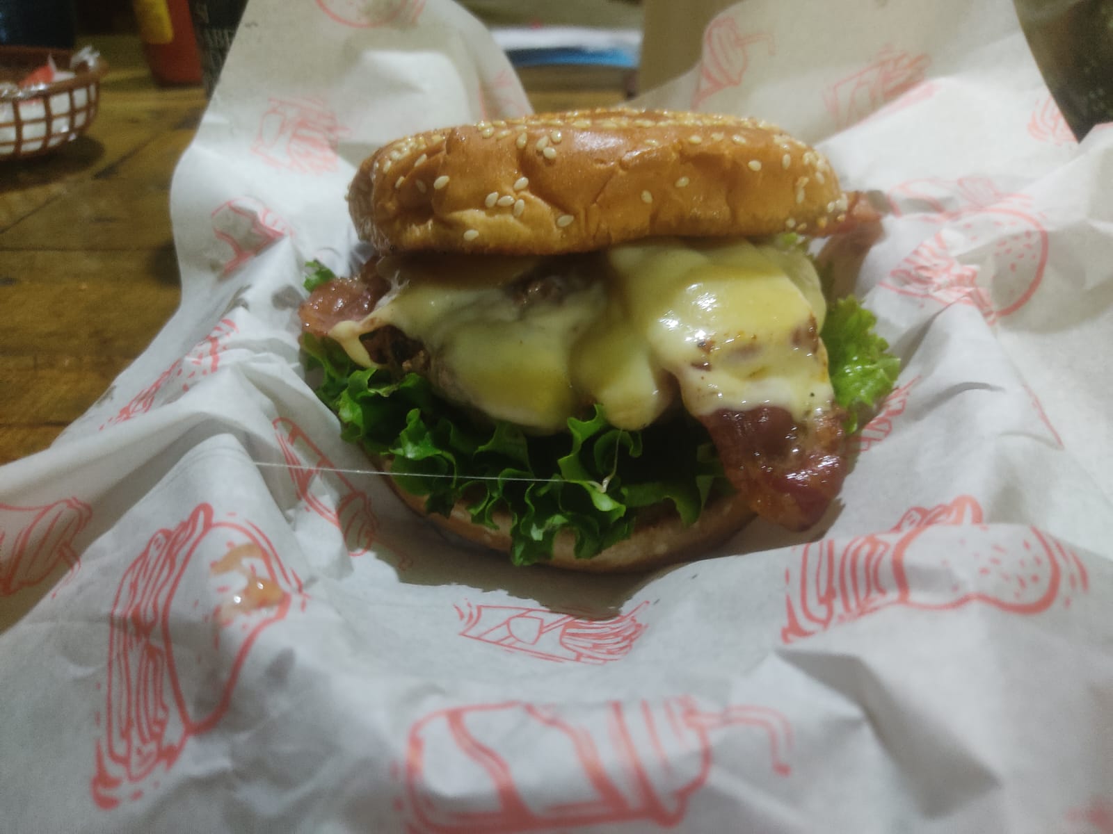 Kika's burger image 9