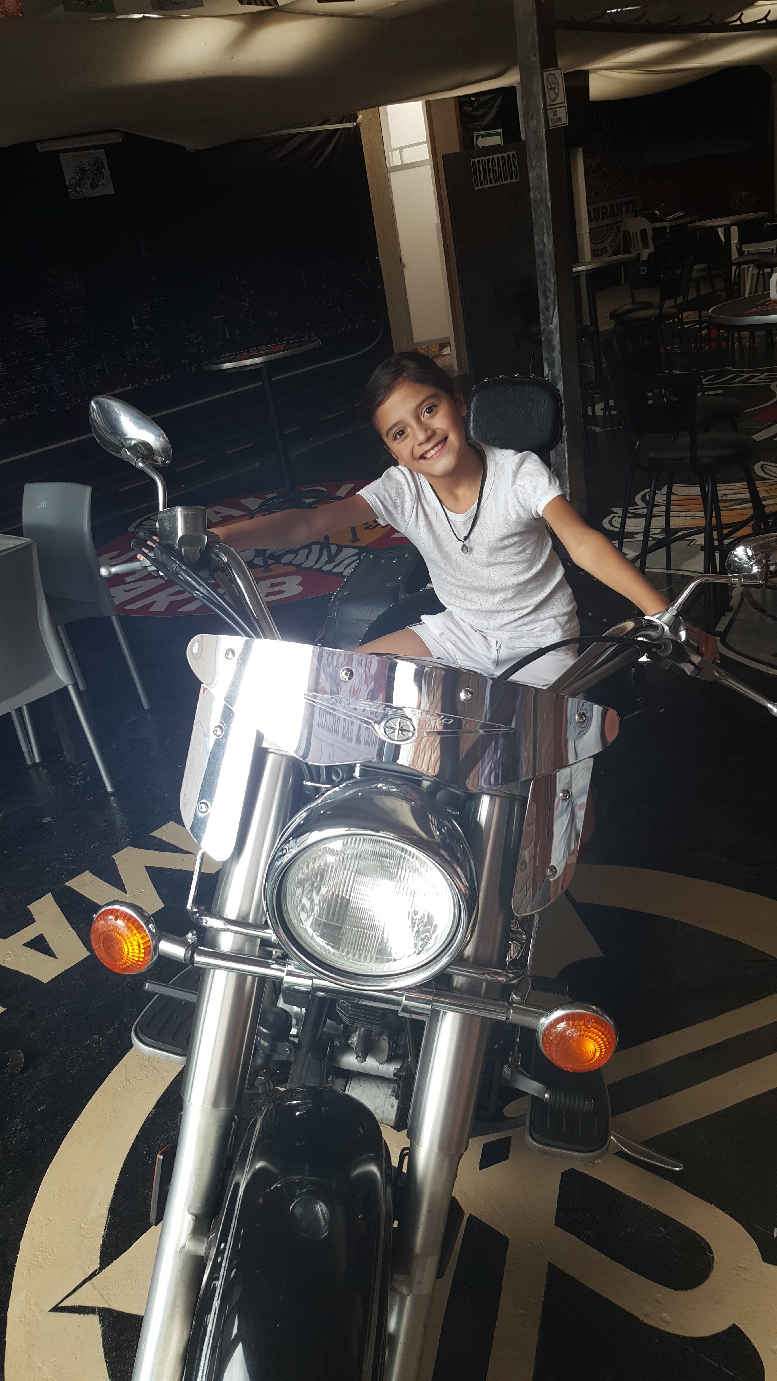 Mariscos la Trucha Loca image 7