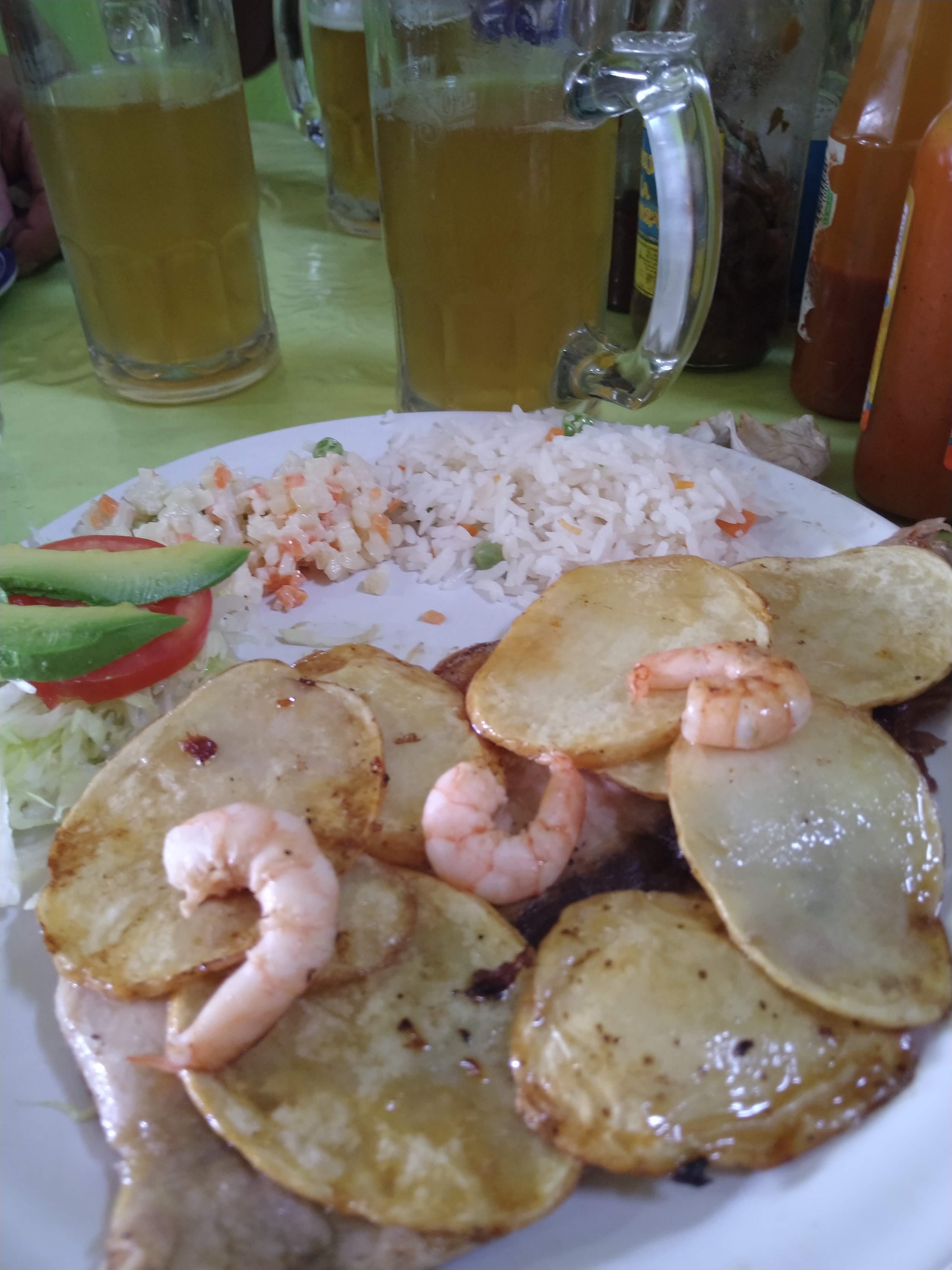 Mariscos la Trucha Loca image 8