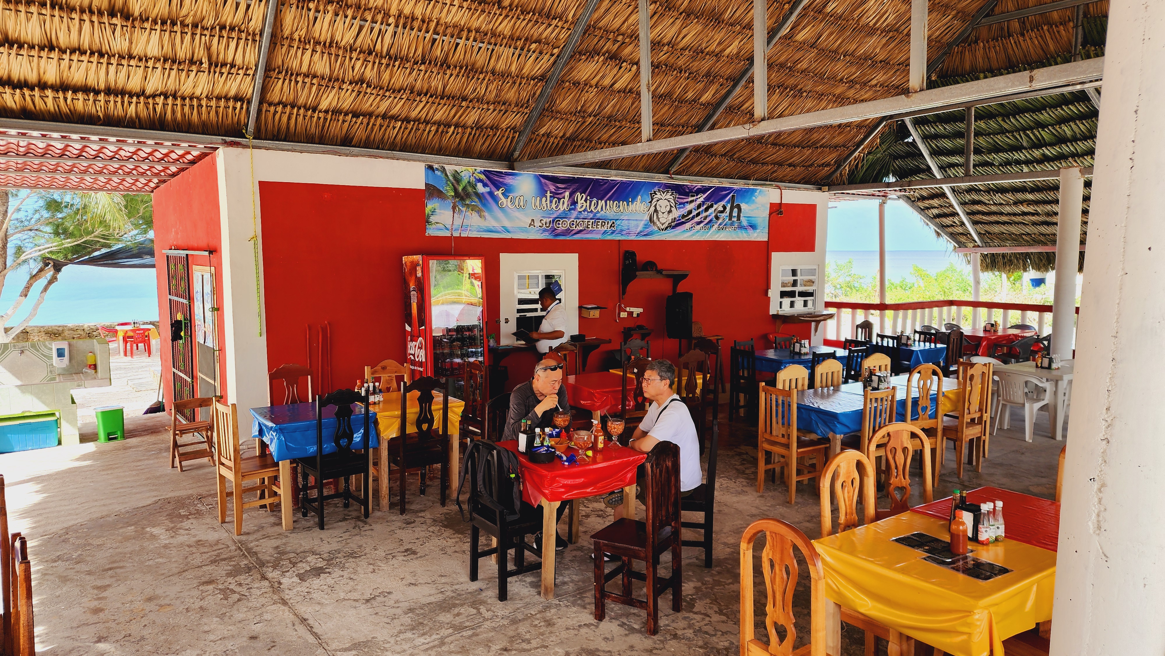 COCKTELERIA "Dory's" image 4