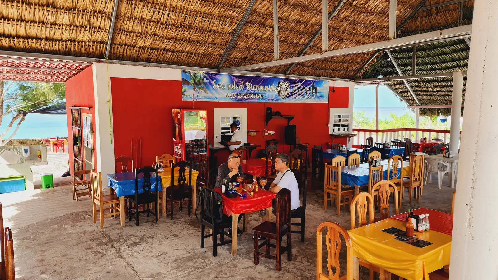 COCKTELERIA "Dory's" image 4