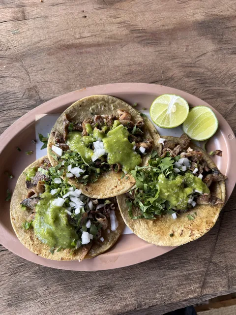 Taqueria Los Minguritos image 2