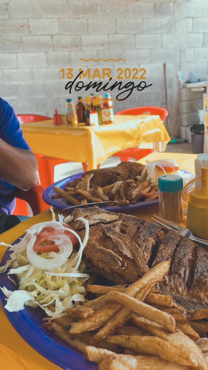 Pescdos y Mariscos La Mision image 2