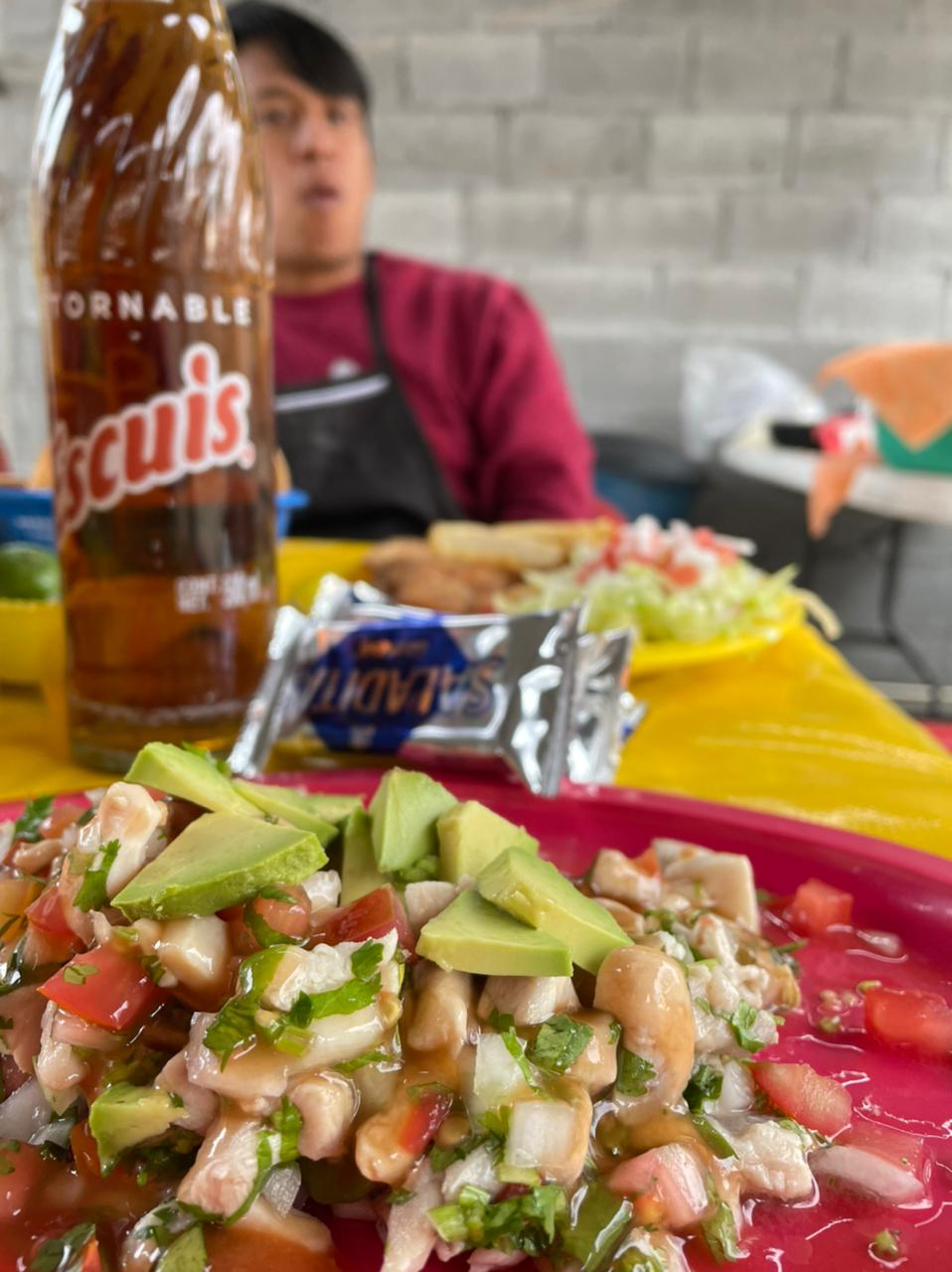 Pescdos y Mariscos La Mision image 4