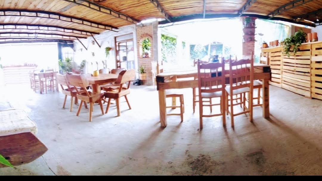 La cabaña del compa chary image 1