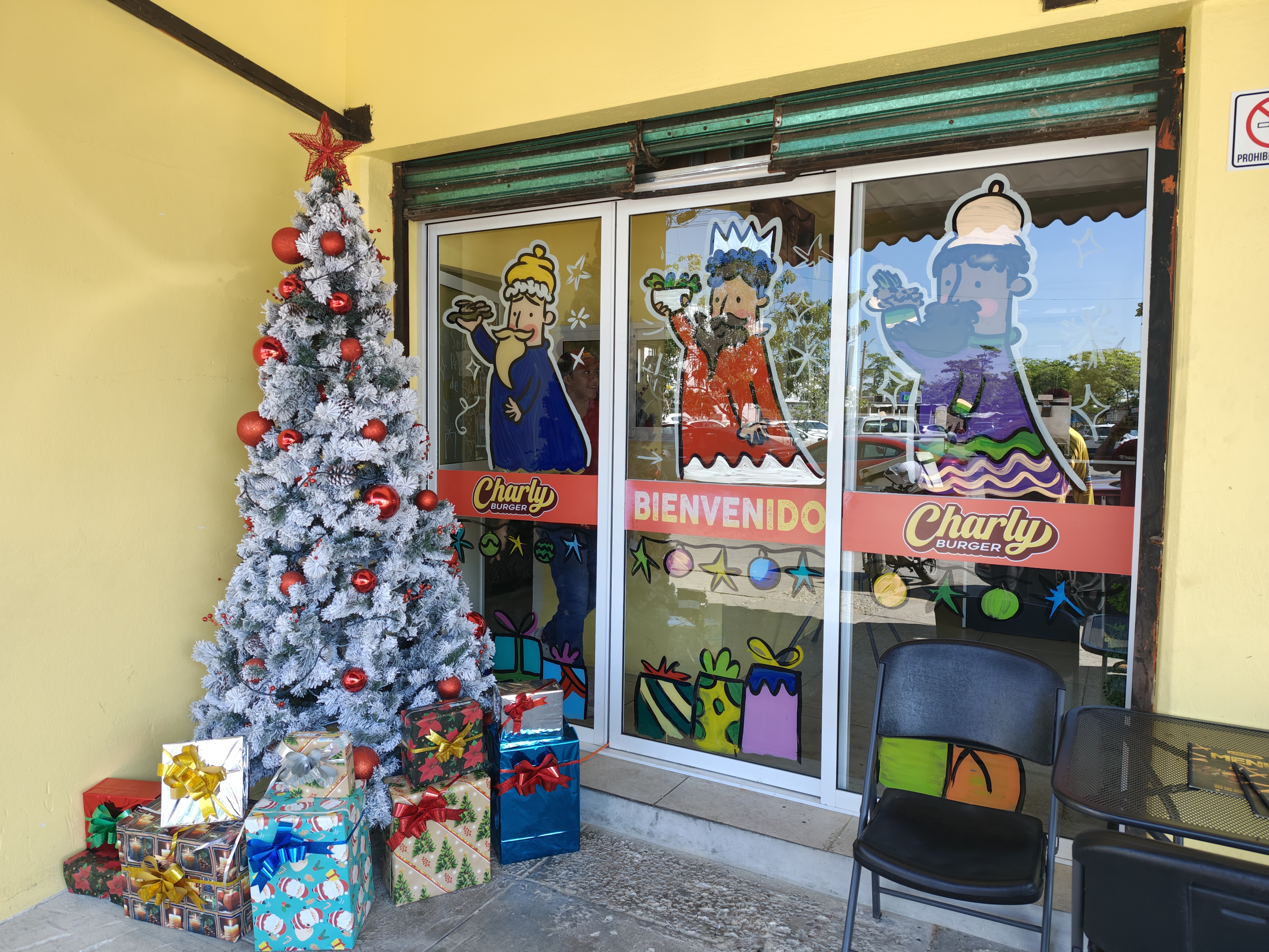 CHARLY BURGER POMOCA image 6