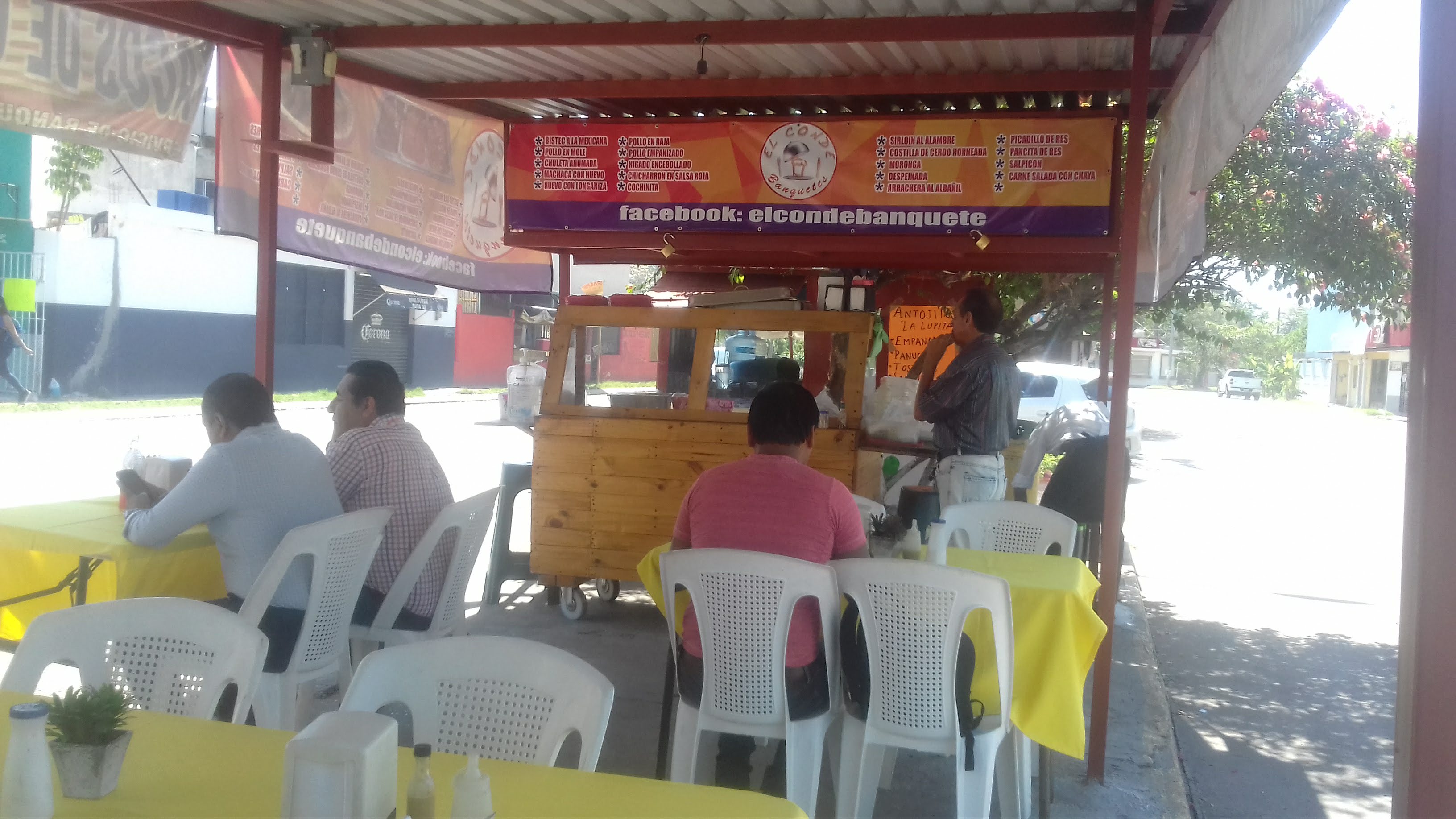 Tacos de guisados el conde image 5