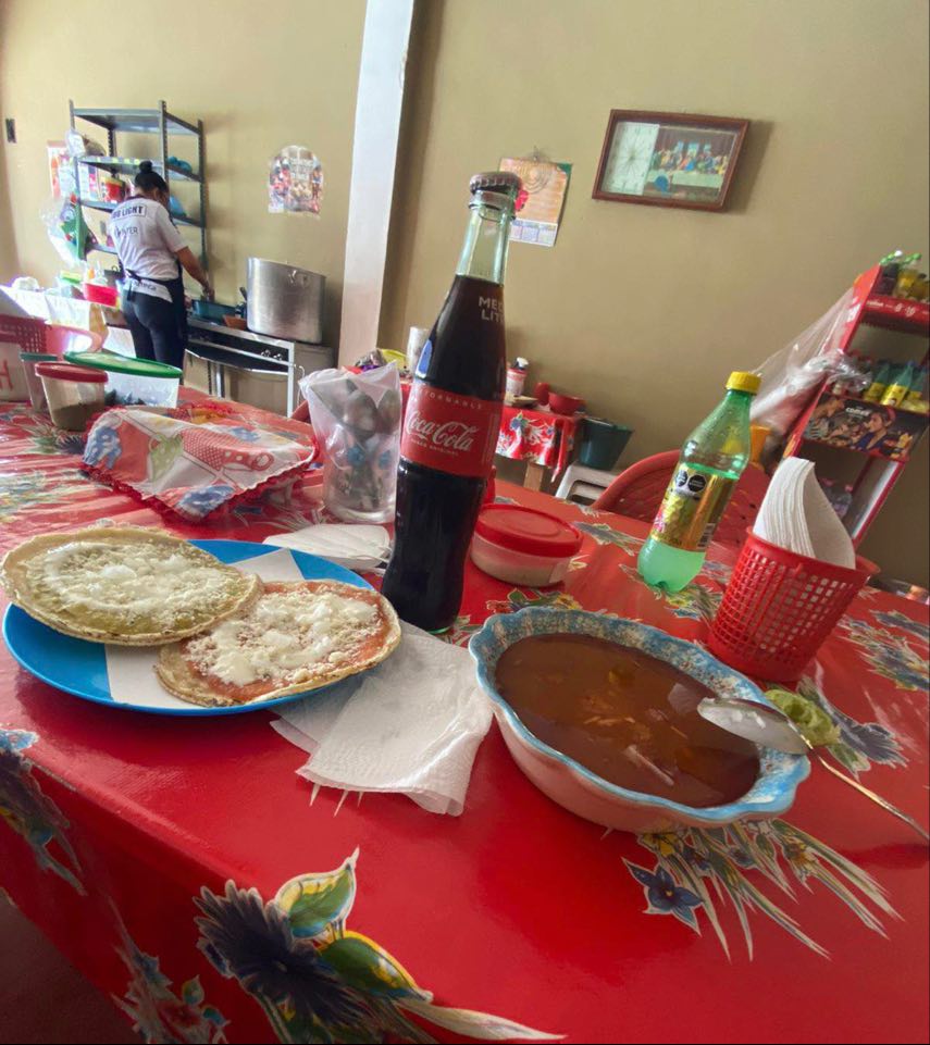 Antojitos Mexicanos Dña. Elena image 2