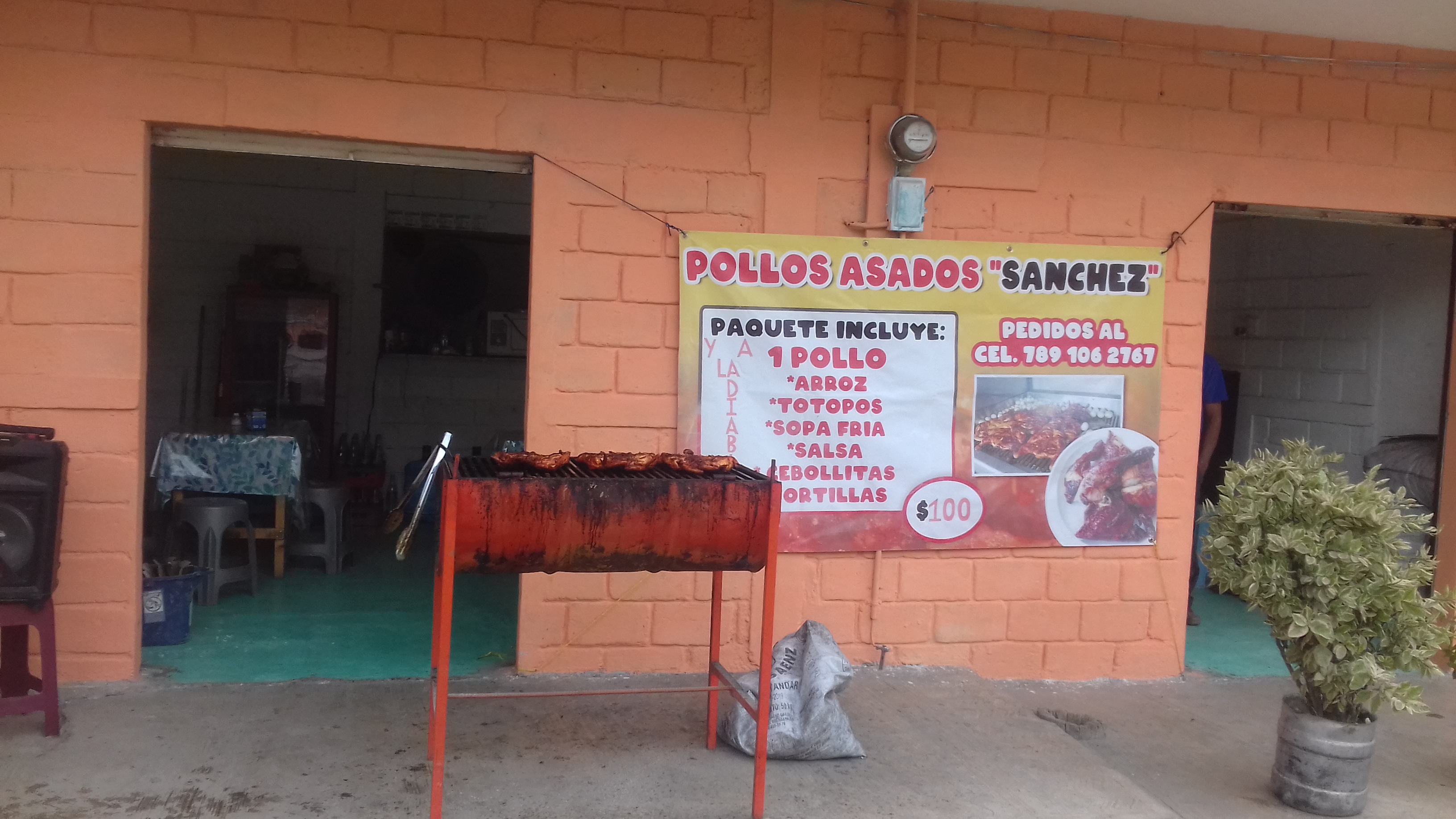 Pollos asados sanchez image 4