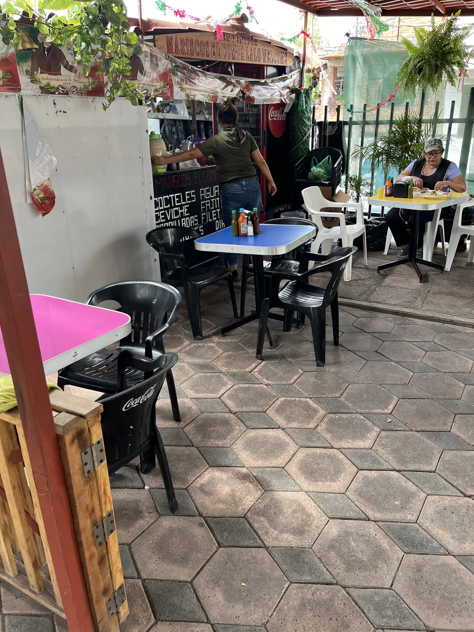 MARISCOS El Compa LALO image 4