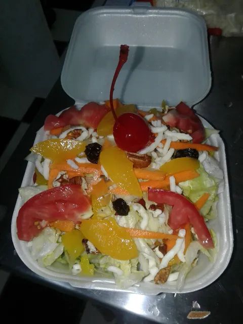 GISELLE'S PIZZERÍA y Algomas image 3