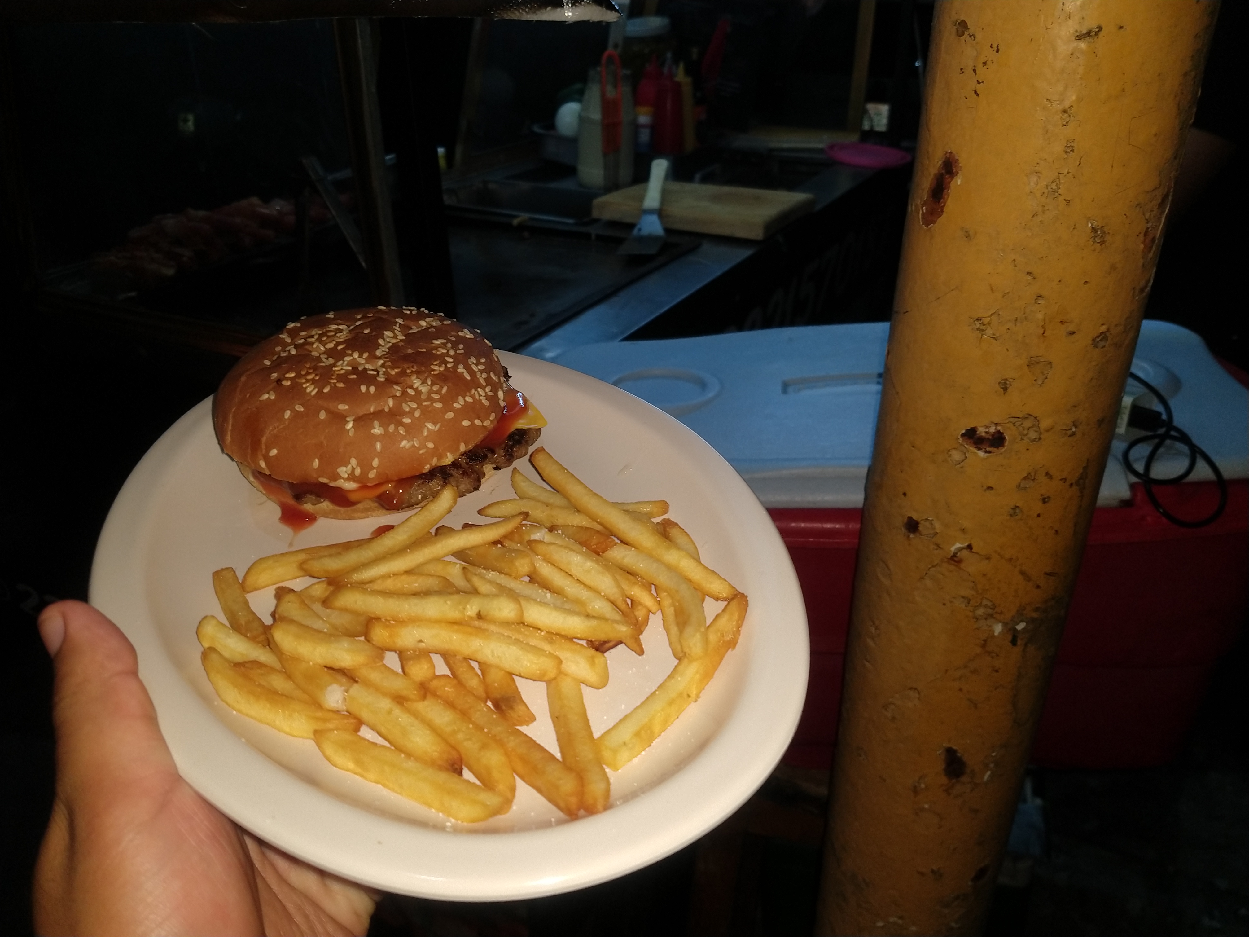 MARIANO'S BURGUER'S image 1