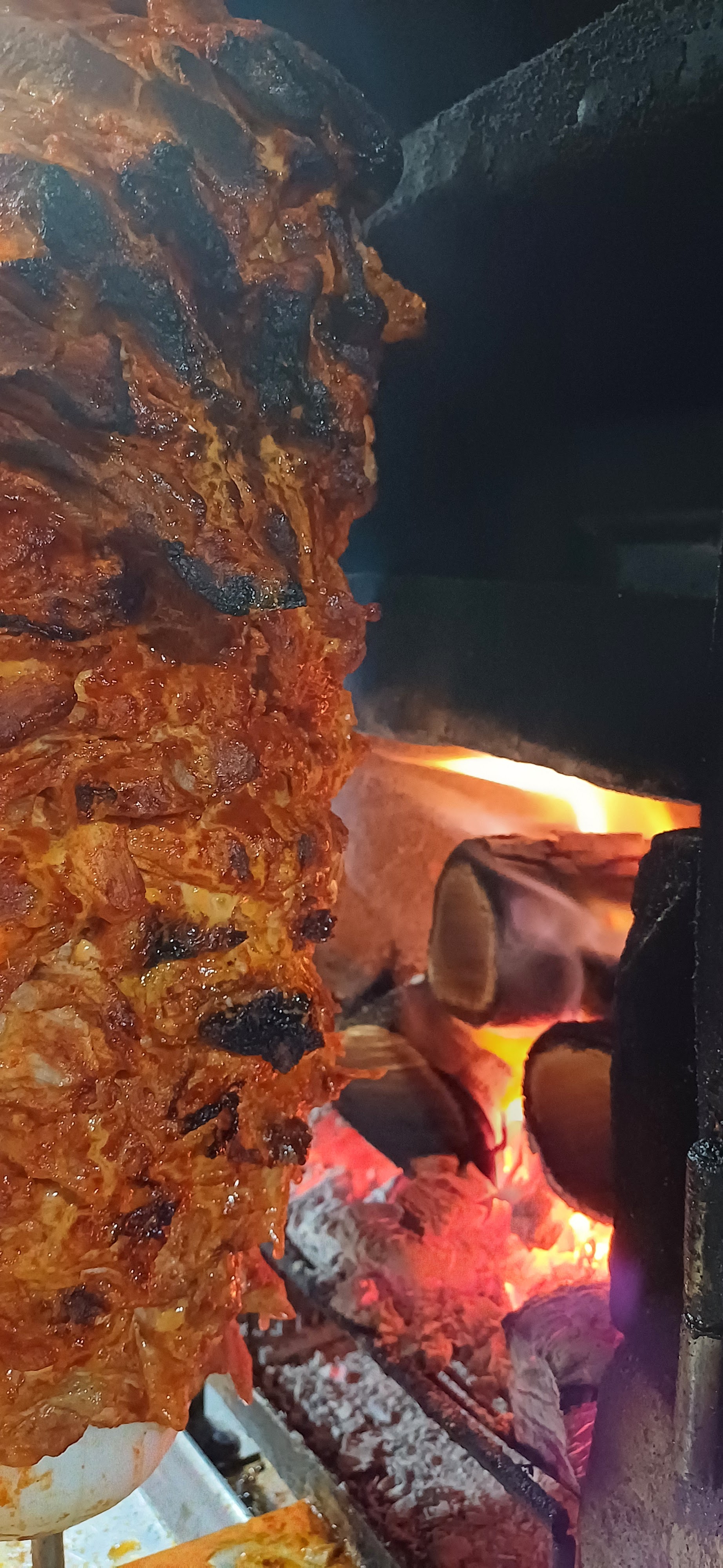 Taquería "kelly" tacos a la leña. image 6