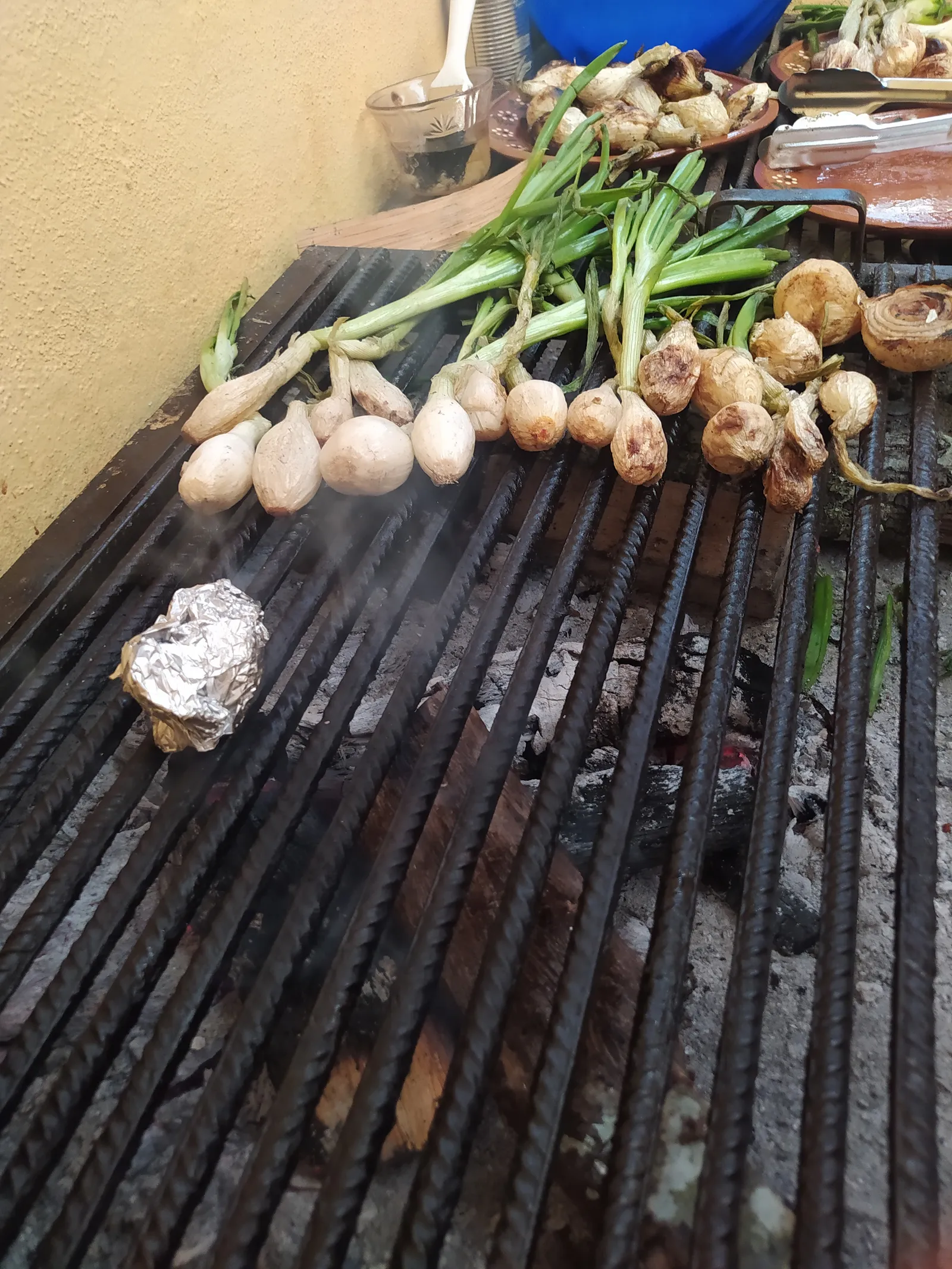 "Los Molcajetes 2" image 2