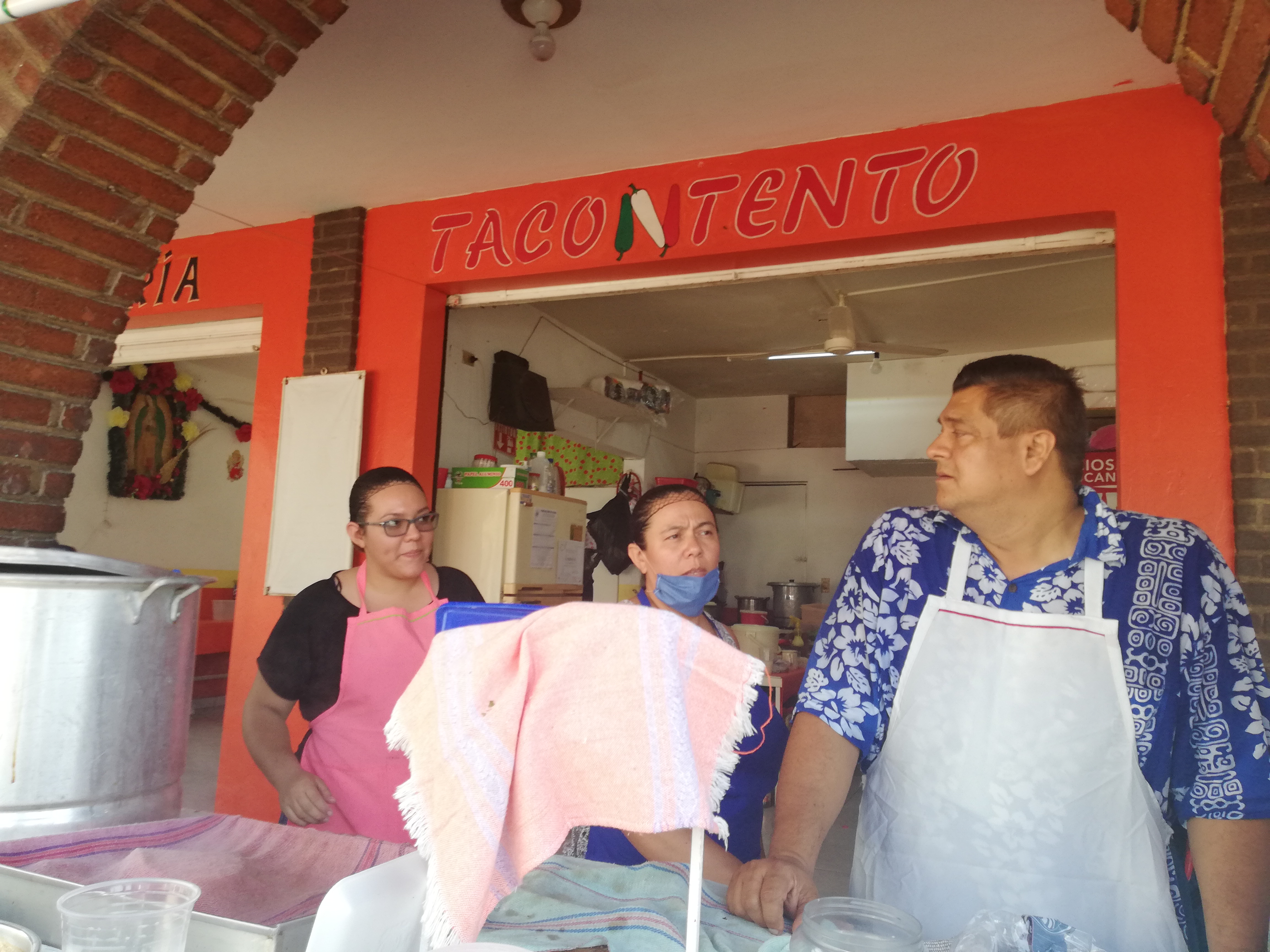 Taqueria TacoNtento Cuyutlan image 9