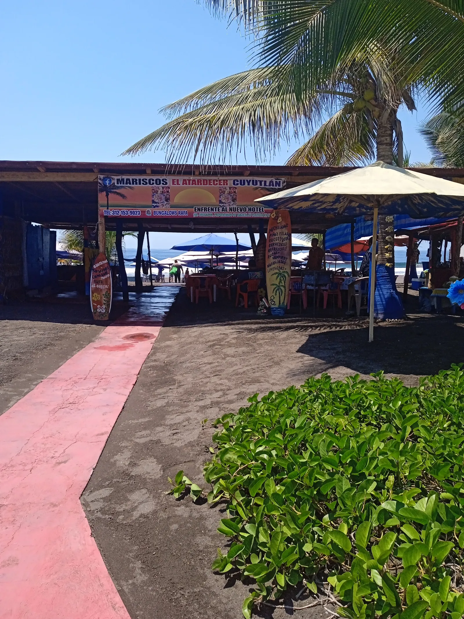 Mariscos El Atardecer image 4
