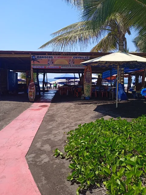 Mariscos El Atardecer image 4