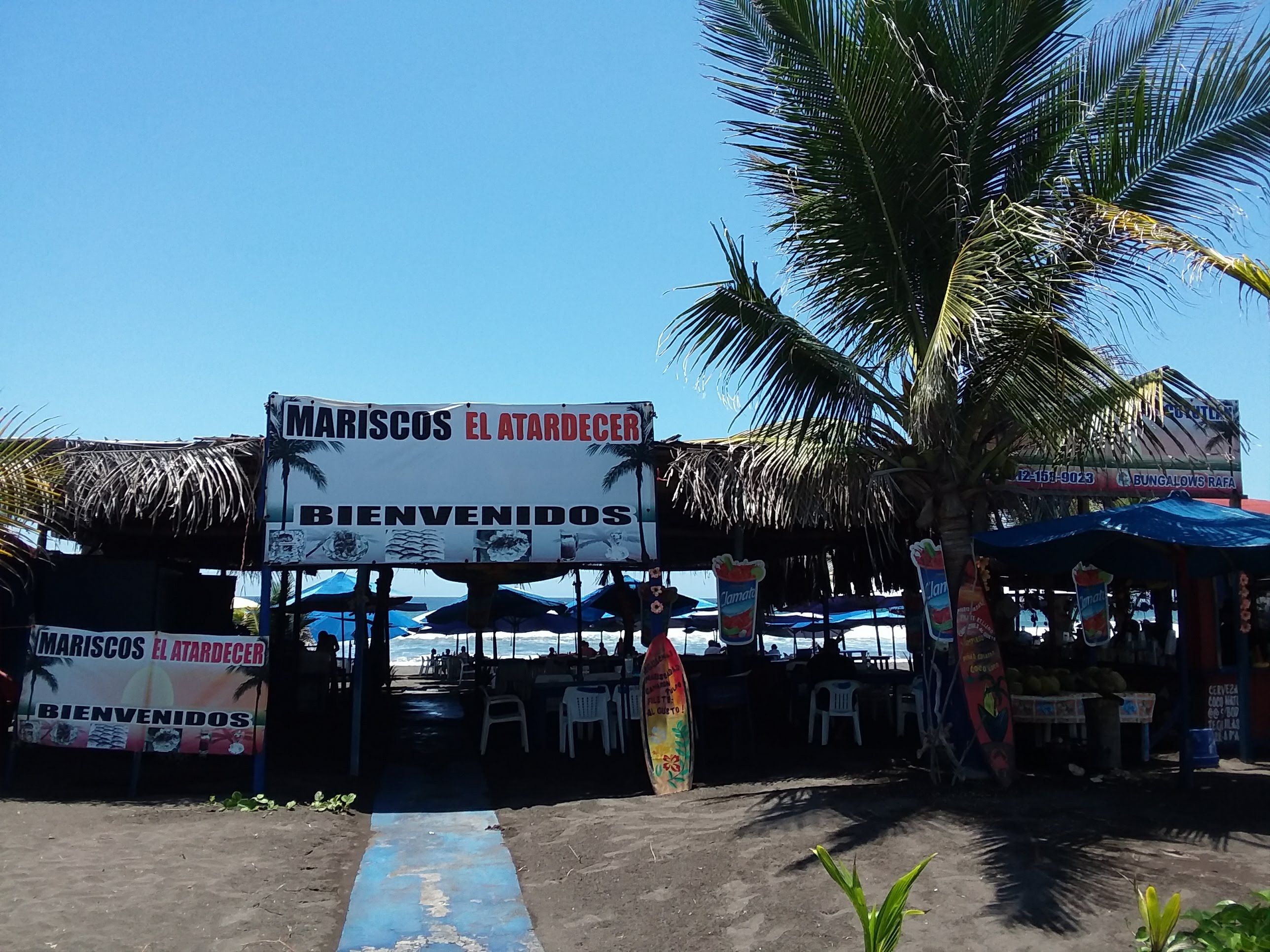 Mariscos "Playa Cuyutlan" image 6