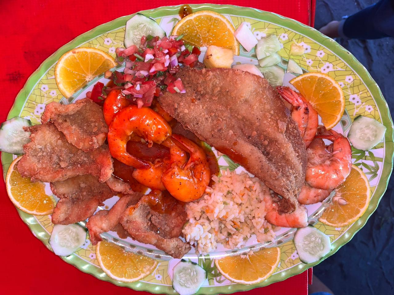 Mariscos Reyes Cuyutlan Col. image 9