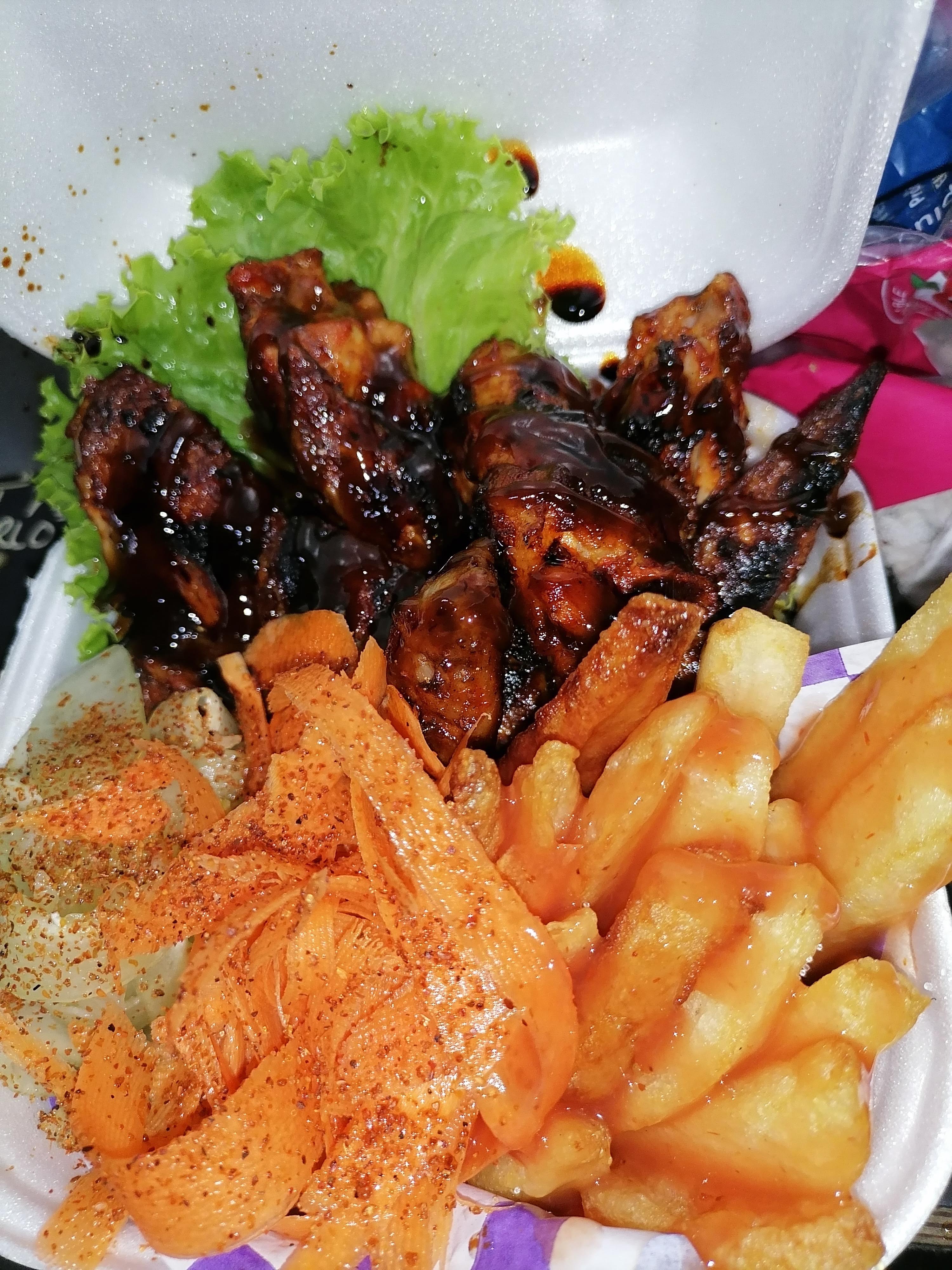 Alitas “El Arbolito” image 5