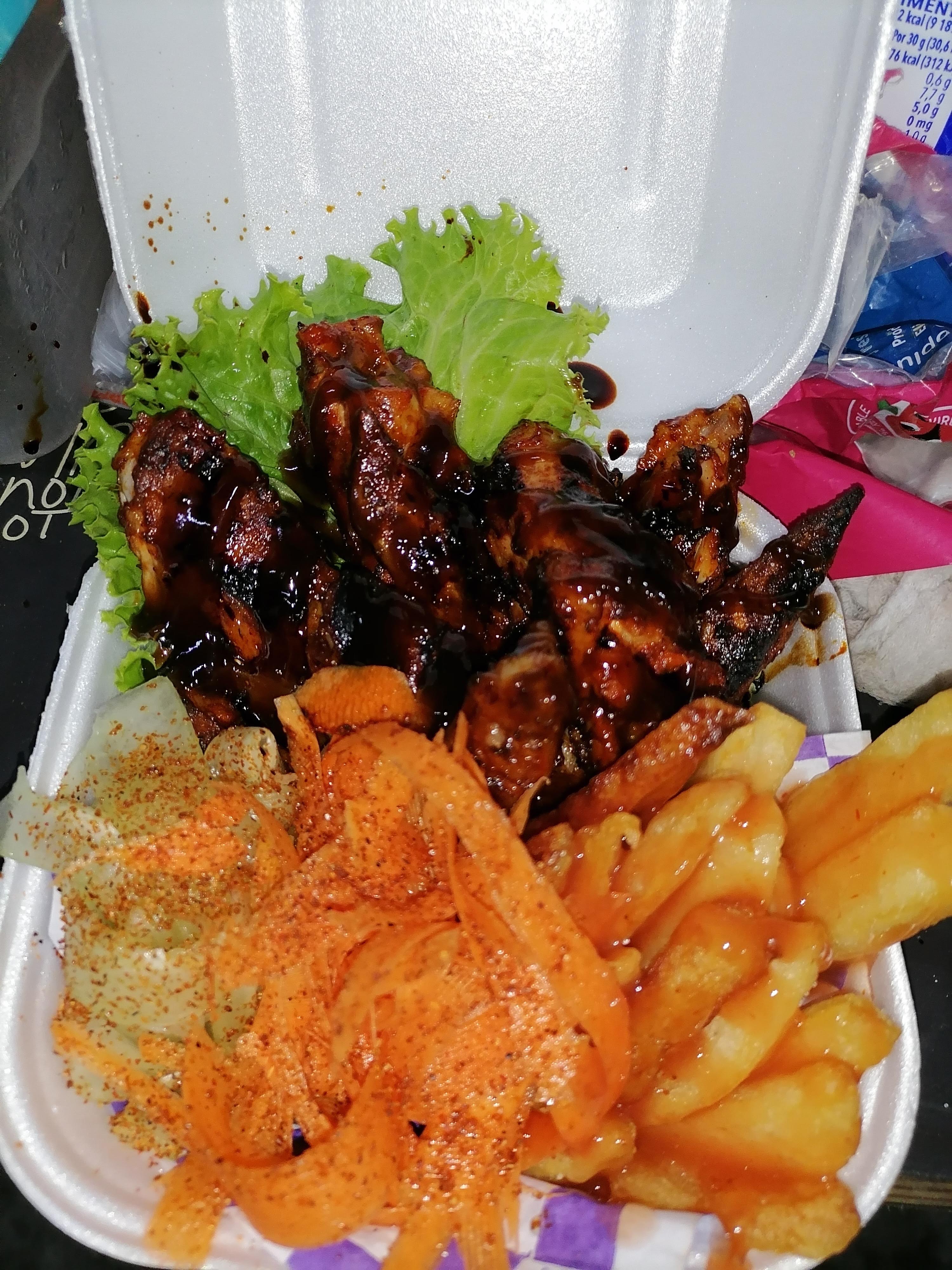 Alitas “El Arbolito” image 8