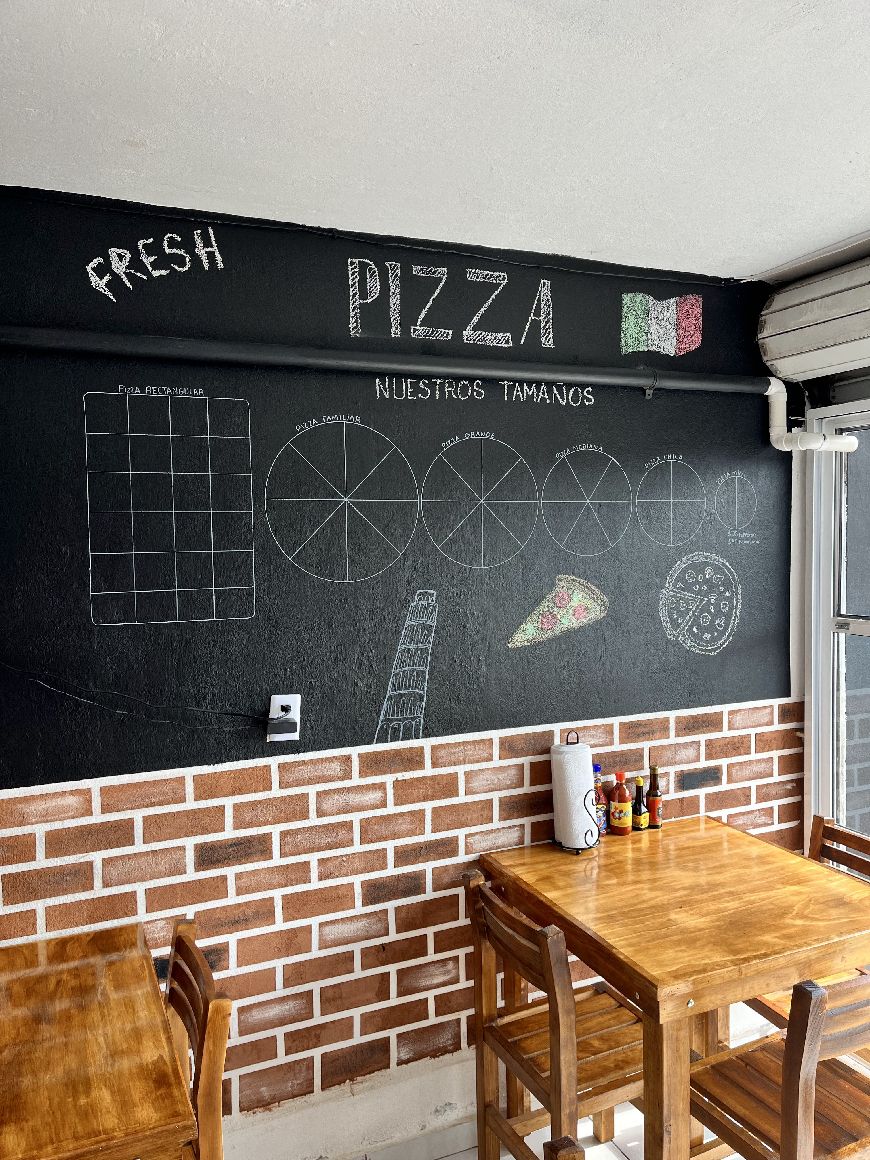 Moyo’s pizza image 4