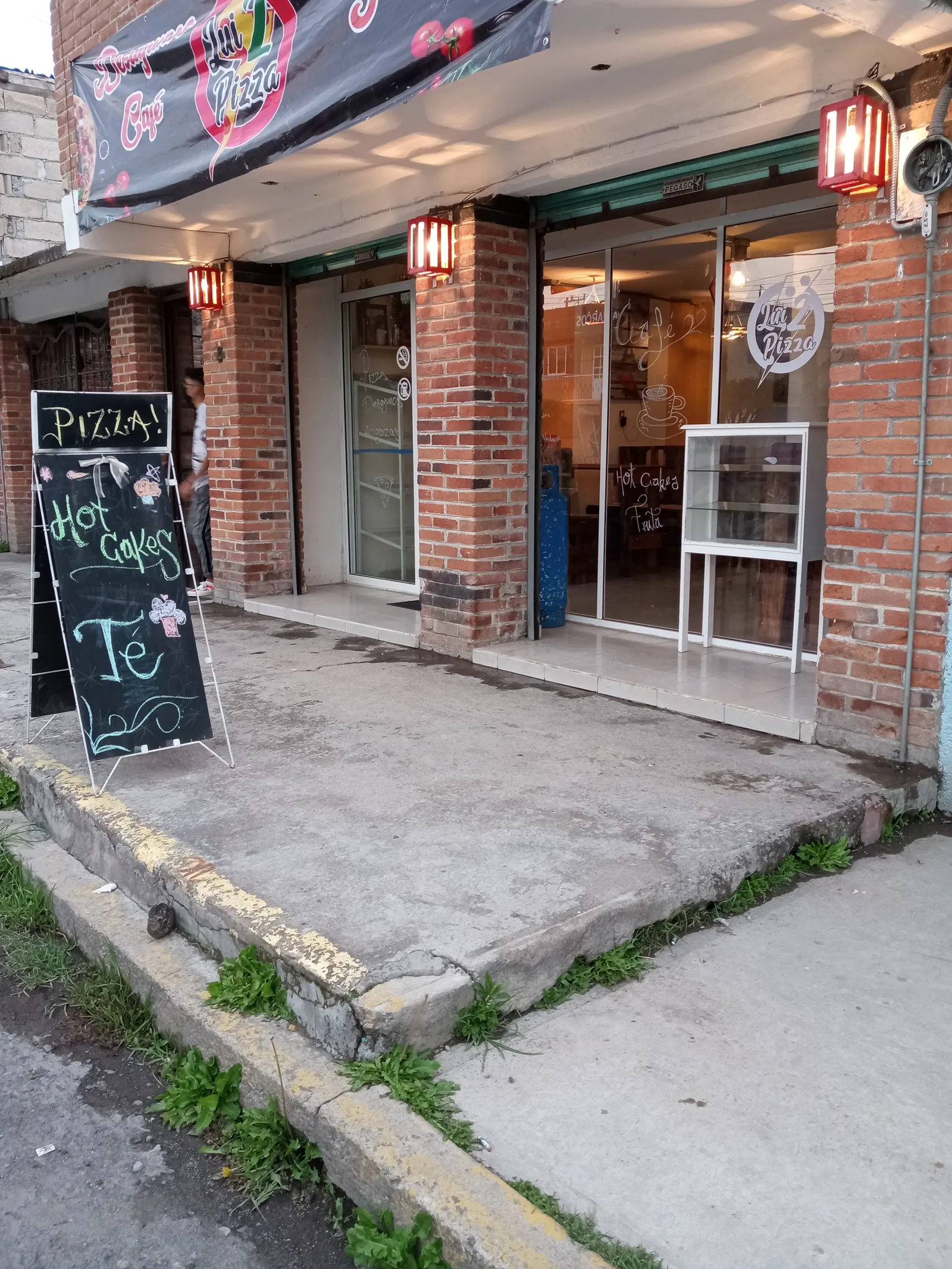 Jarocho's Pizza image 3