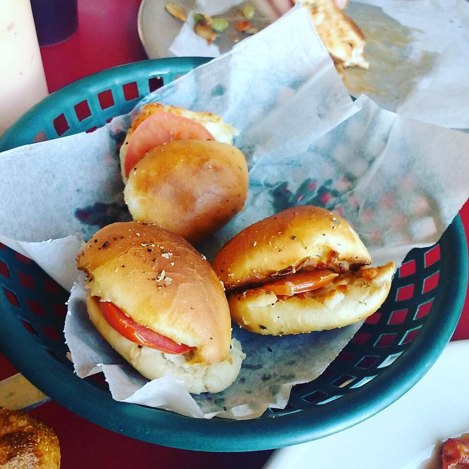 El Pan y El Ajo image 10