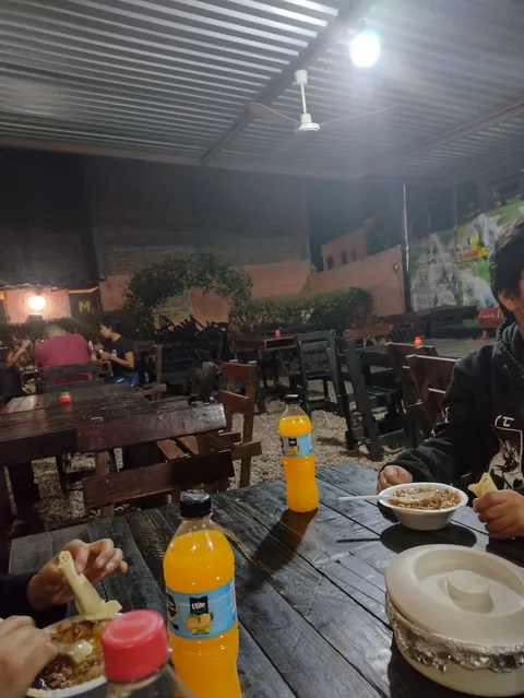 Birrieria "2 Amigos" image 3