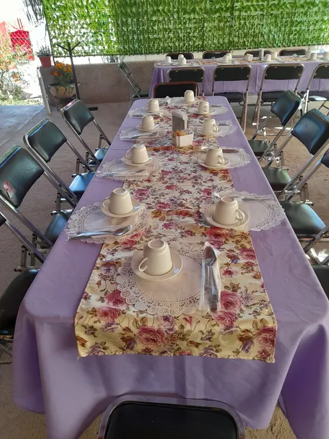 Banquetes y eventos Manjares buffet image 2