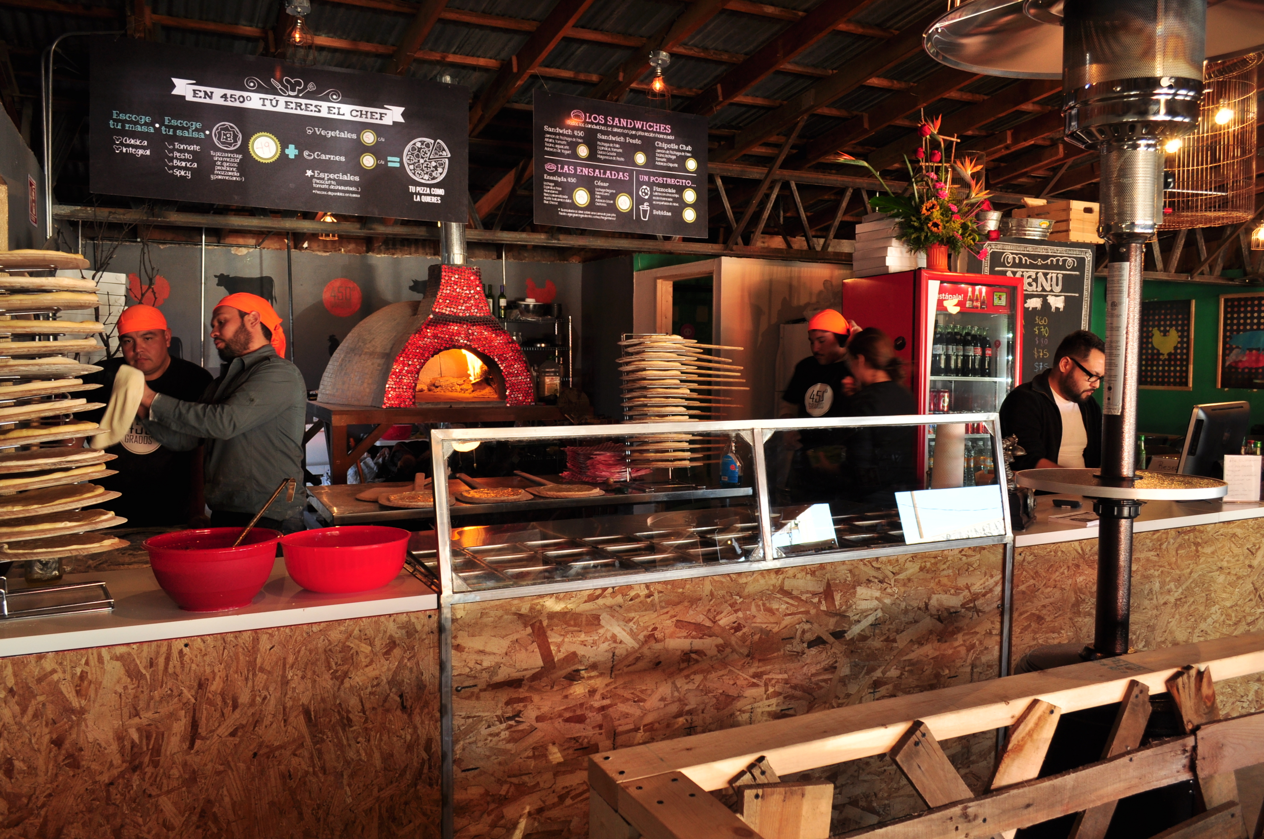 450° Grados Pizza a la Leña image 5