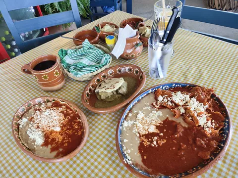 Mamá Licho image 4