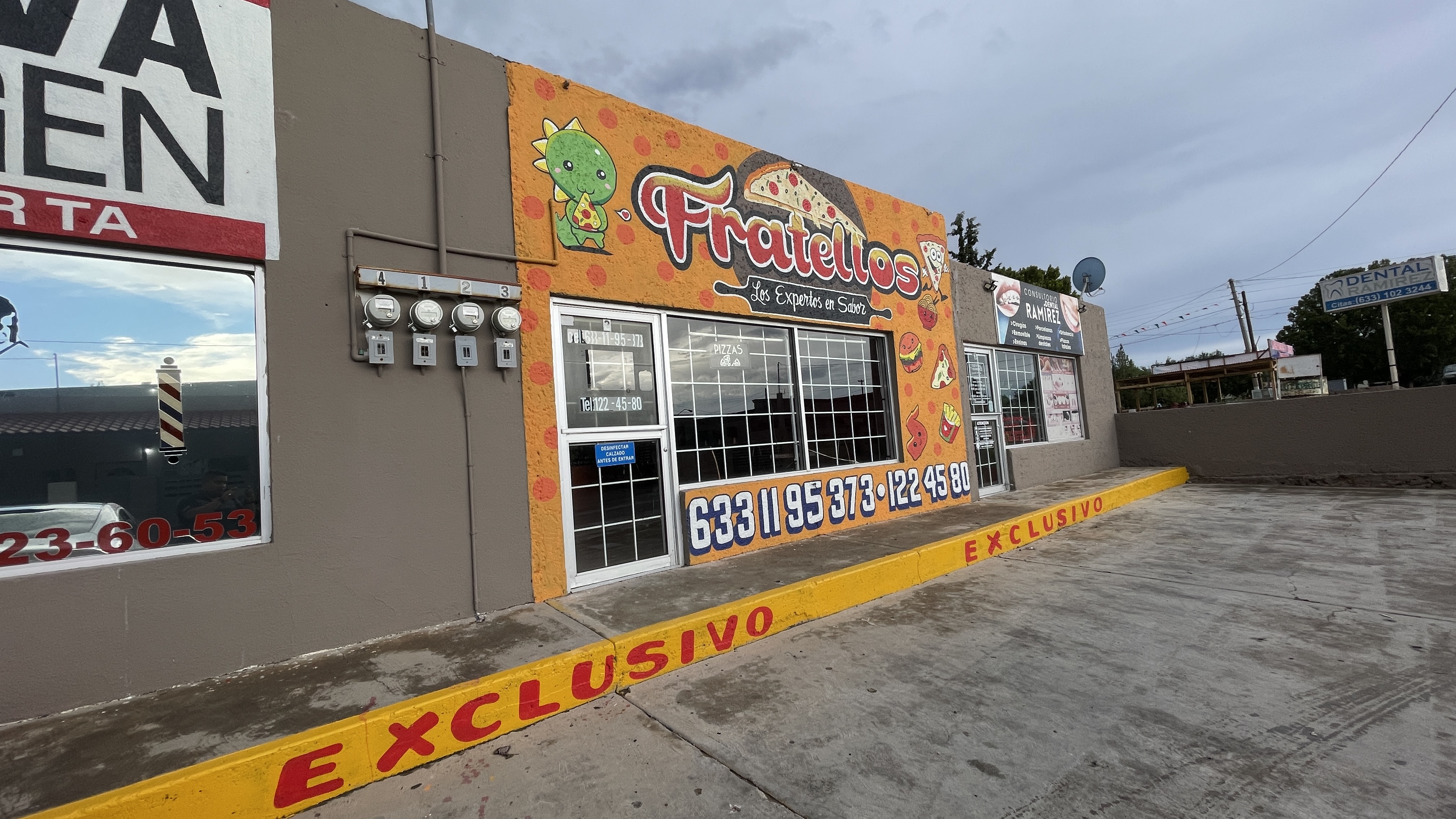 Fratello's Pizza & Burger image 1