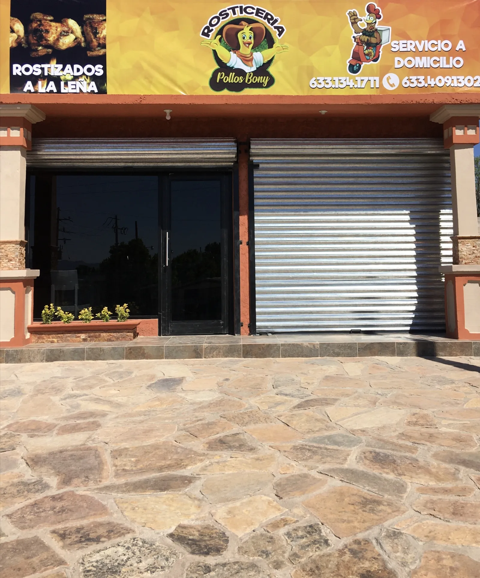 Rosticeria pollos bony image 4