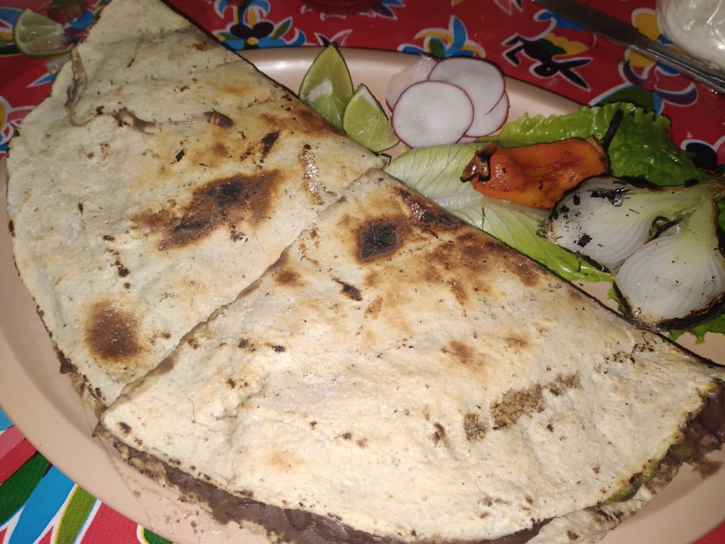 Tlayudas y Antojitos "El Brasero" image 1