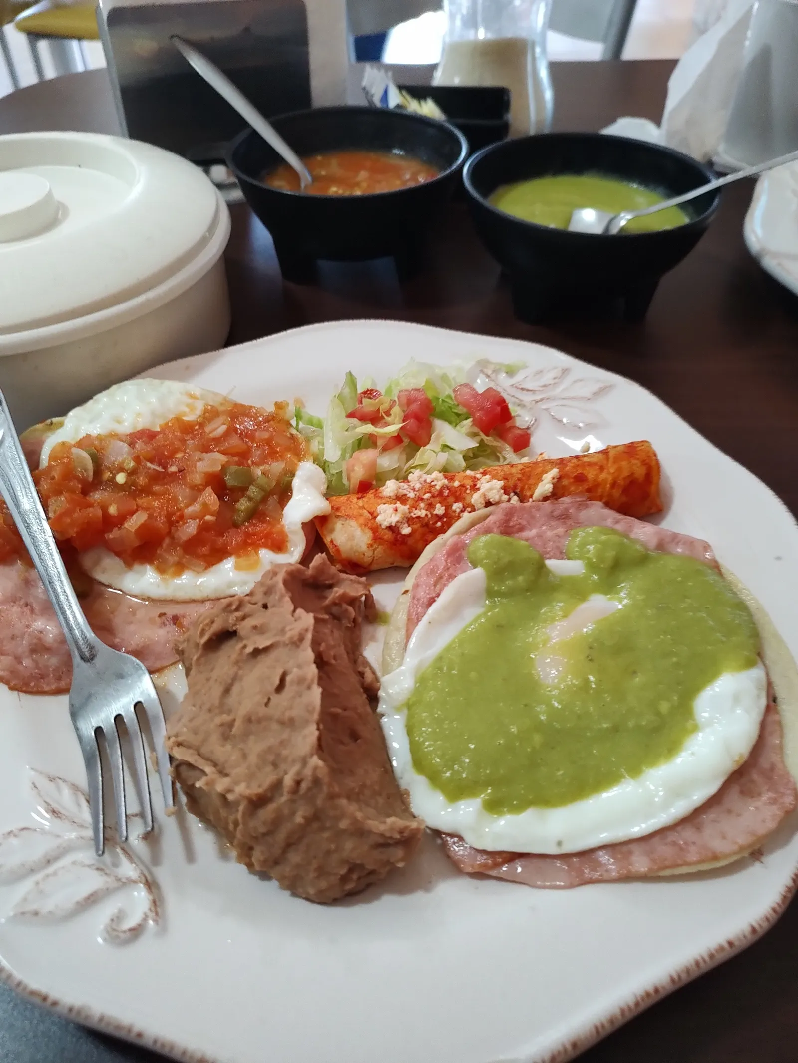 Blanquita’s CAFÉ image 9