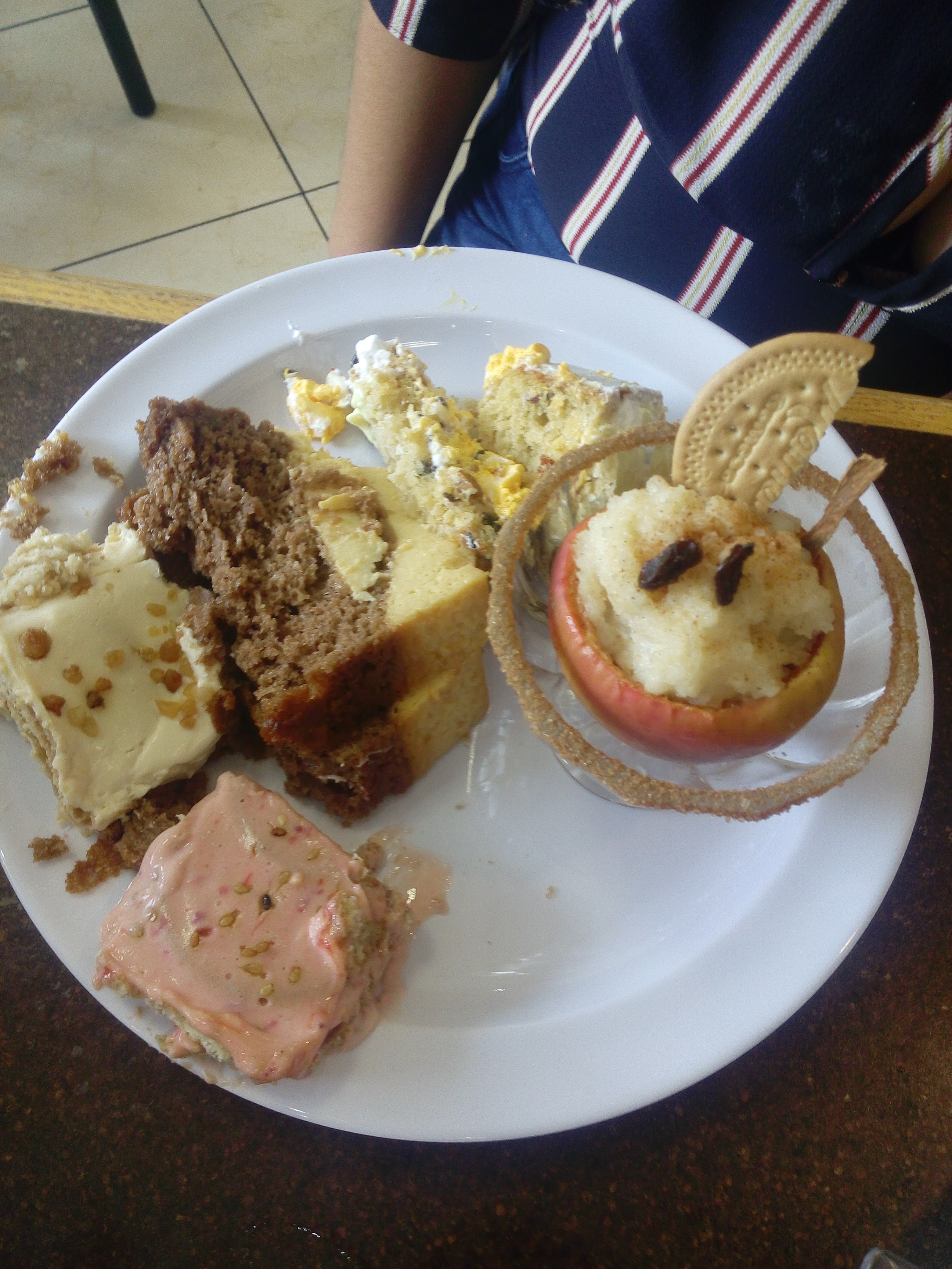 Elvis Restaurante Buffet Comida Mexicana image 8